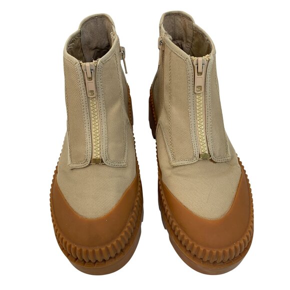 Anthro Silent D Beige Canvas High Top Zip Ankle Boots Size 5 Lug 8121 - Picture 11 of 11